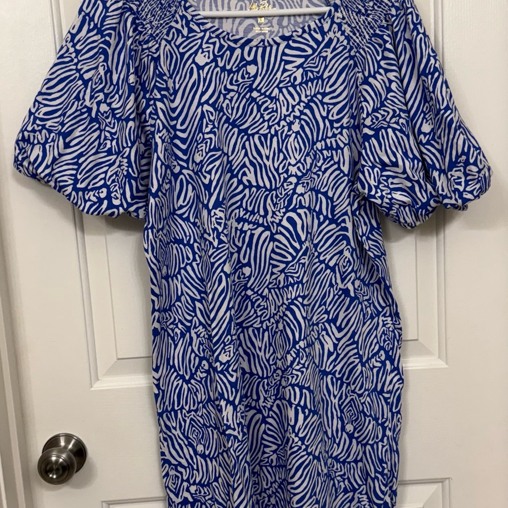 Lilly Pulitzer Blue and White Patterned Short Sleeve Dress